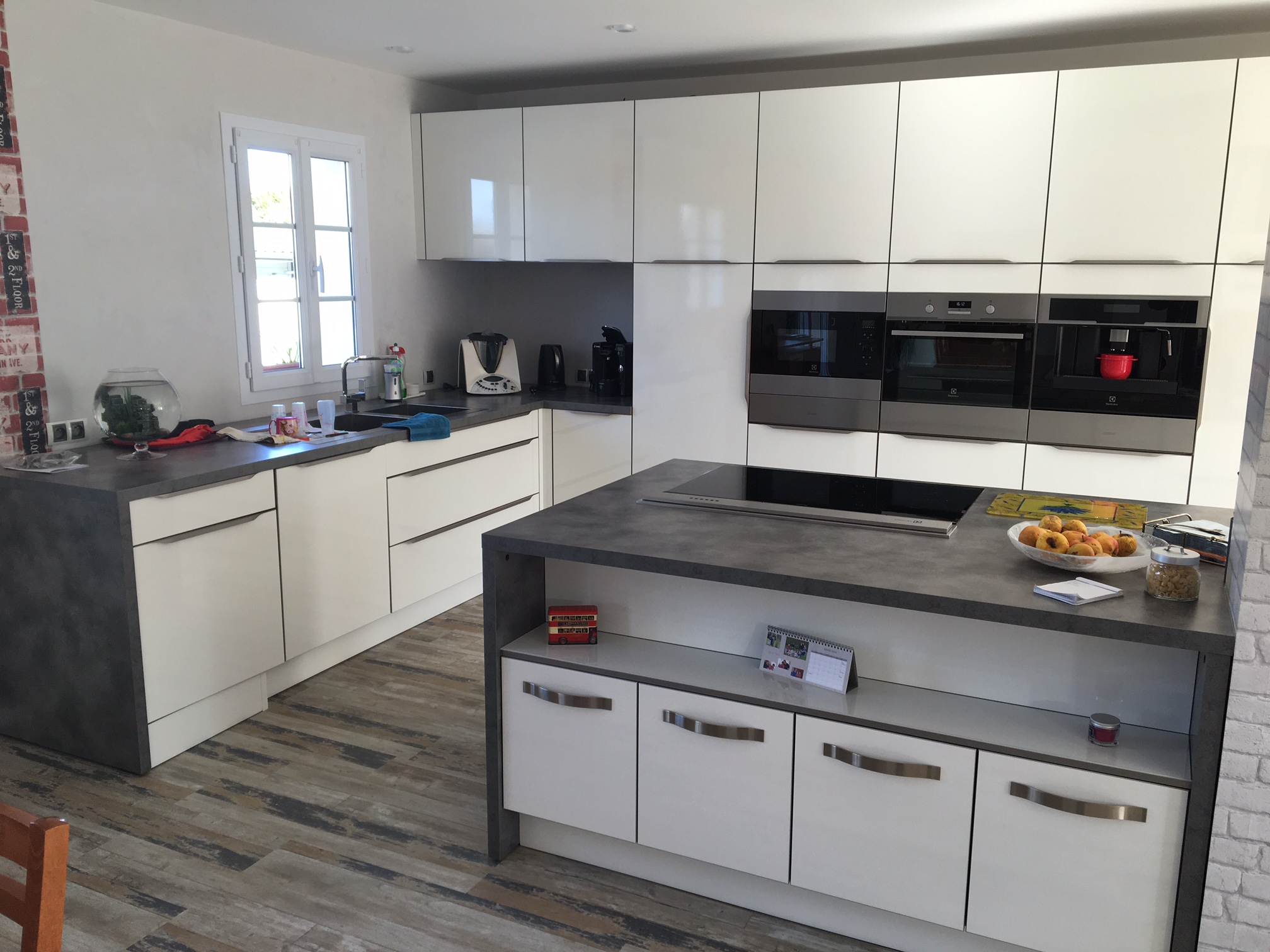 Cuisine Loft Brillant - TUFFE