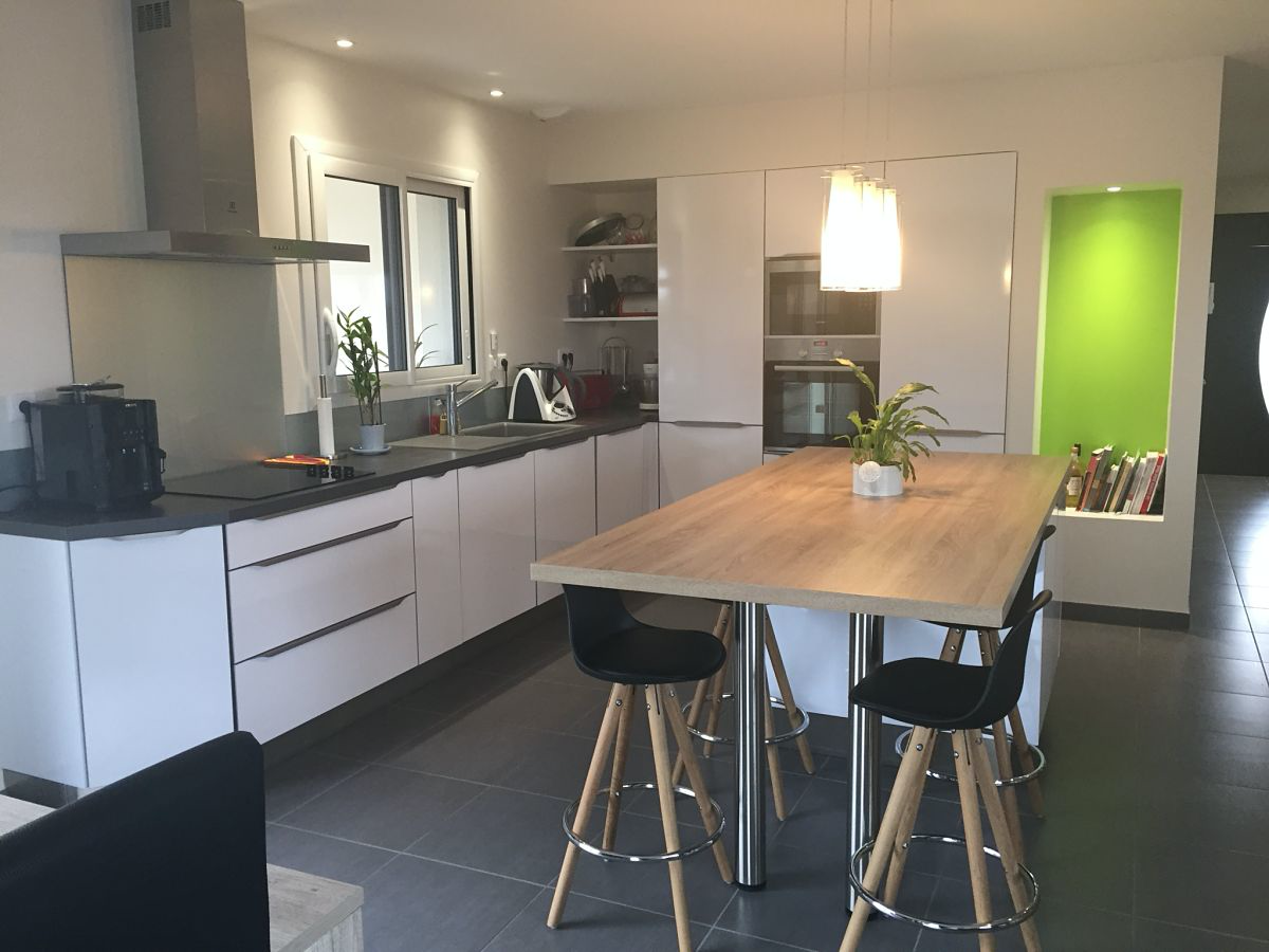 Cuisine moderne coloris blanc