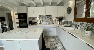cuisine-en-l-carreaux-ciment-ville-la-grand