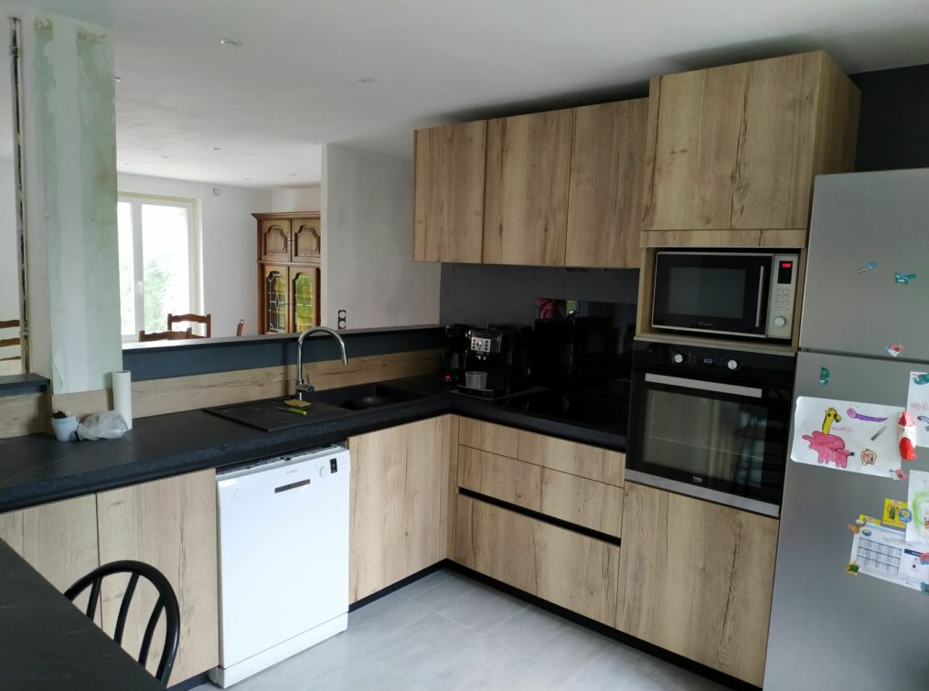 cuisine-design-bois-noir-maizières-la-grande-paroisse