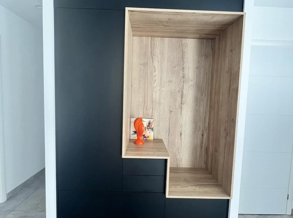 meuble-entree-design-noir-bois-paray-le-monial
