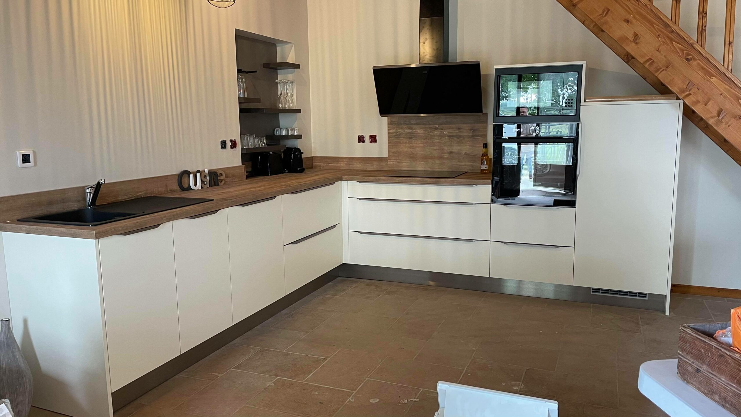 cuisine-moderne-style-campagne-montauban
