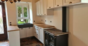 cuisine-traditionnelle-blanche-bois-maizieres-la-grande-paroisse
