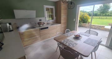 cuisine-ambiance-naturelle-blanche-bois-les-herbiers