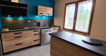cuisine-industrielle-fonctionnelle-noire-bois-choisey