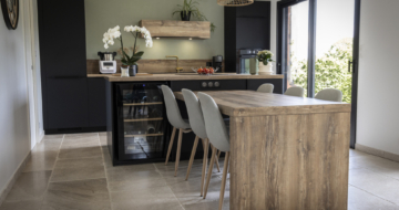 cuisine-moderne-ilot-central-conviviale-chateaubriant