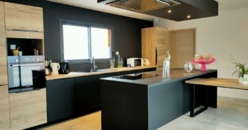 cuisine-industrielle-noire-bois-montbrison