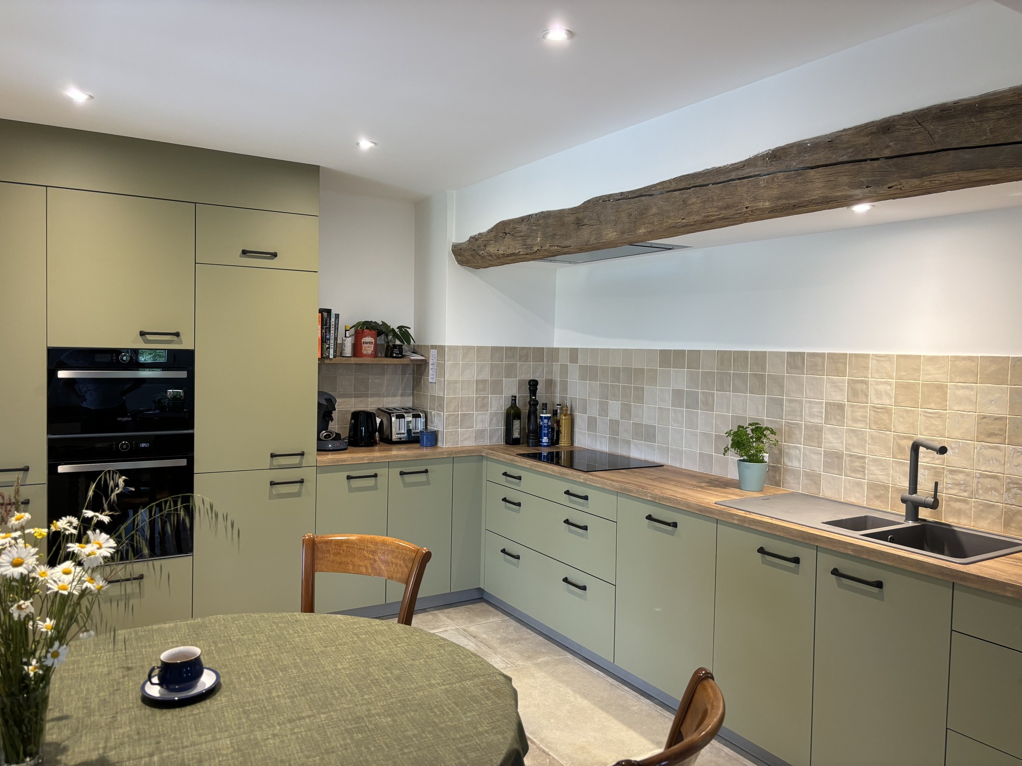 Quelle Couleur Cuisine Avec Plan De Travail Bois Réalisations Cuisine moderne ambiance nature verte et bois - COMERA