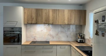 cuisine-moderne-beige-bois-saint-laurent-du-var