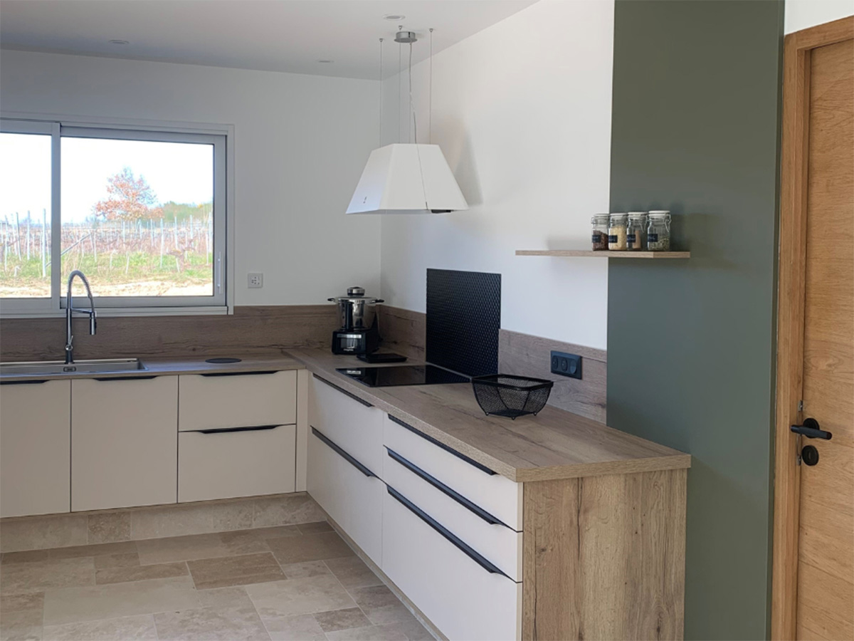 CUISINE-BLANC ET KAKI 03-COMERA-CUISNES-CHOLET