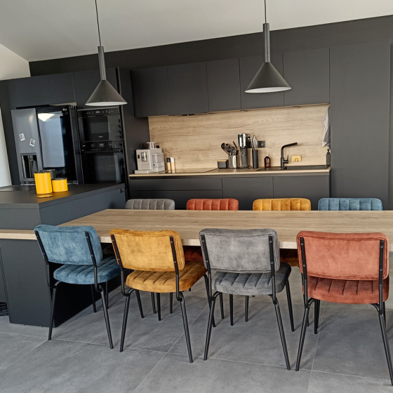 cuisine-soft-noir-comera-cuisines-les-sables-d-olonnne