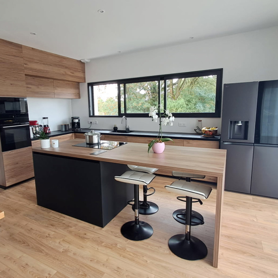 cuisine-bois-noir-comera-cuisines-les-herbiers