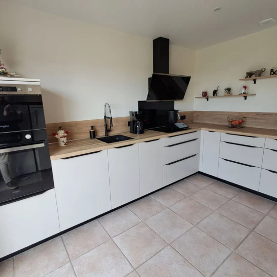 cuisine-en-L-creme-comera-les-herbiers