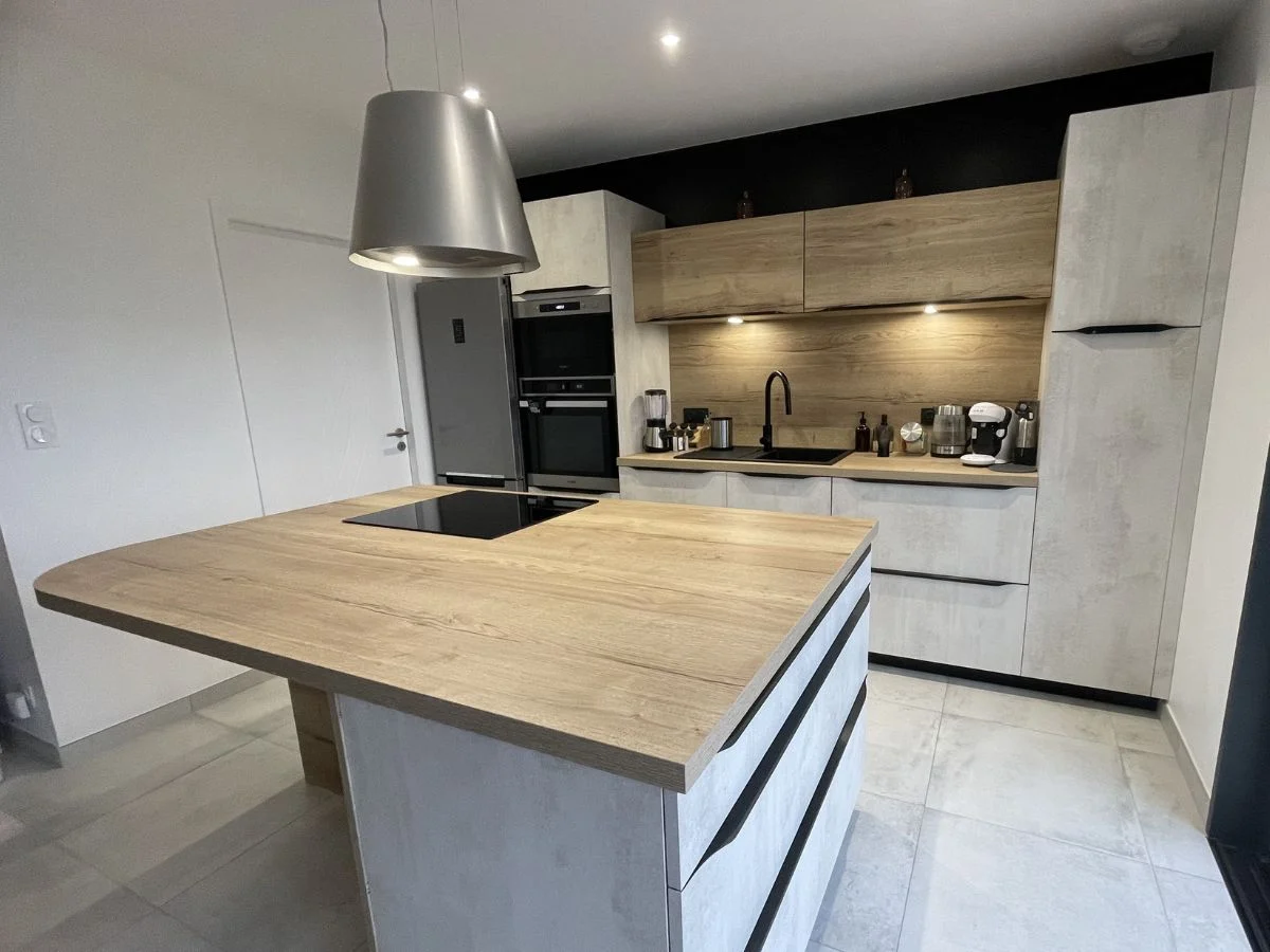 facade-beton-clair-comera-les-herbiers